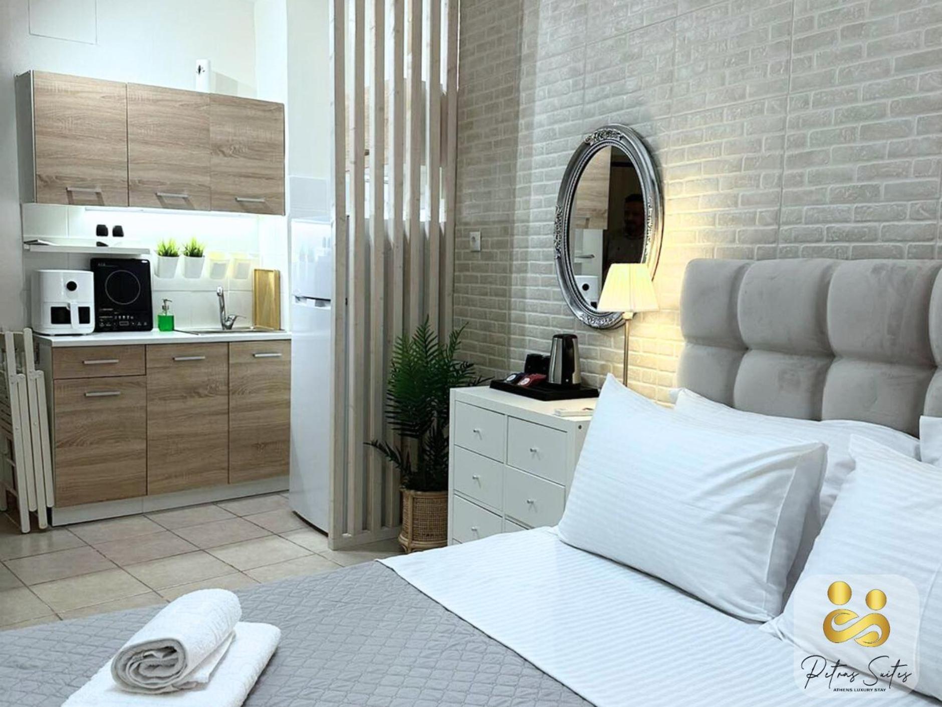 Petras Luxury Suites Athens Exterior photo